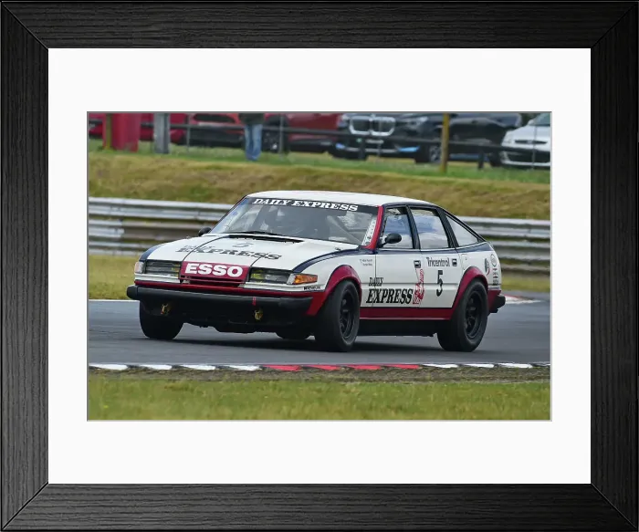 Framed Print : CM35 9534 Jack Moody, Rover SD1 Framed Print : CM35 9534 Jack Moody, Rover SD1