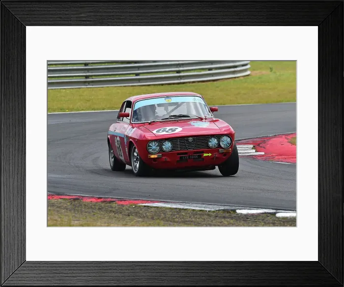 Framed Print : CM35 9564 Jon Wagstaff, Paul Wallis, Alfa Romeo 2000 GTV Framed Print : CM35 9564 Jon Wagstaff, Paul Wallis, Alfa Romeo 2000 GTV