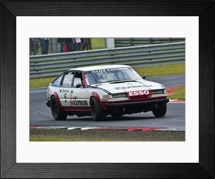 Framed Print : CM35 9588 Jack Moody, Rover SD1 Framed Print : CM35 9588 Jack Moody, Rover SD1