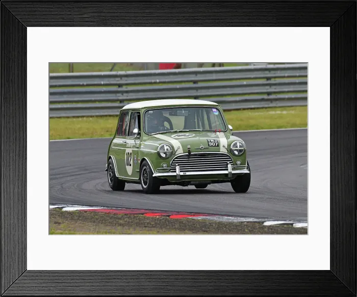 Framed Print : CJ14 2215 Ding Boston, OUMF Riley One point five Framed Print : CJ14 2215 Ding Boston, OUMF Riley One point five