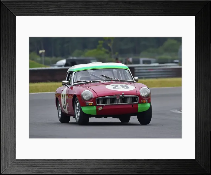 Framed Print : CM35 9686 Max Cawthorn, MG B Roadster Framed Print : CM35 9686 Max Cawthorn, MG B Roadster