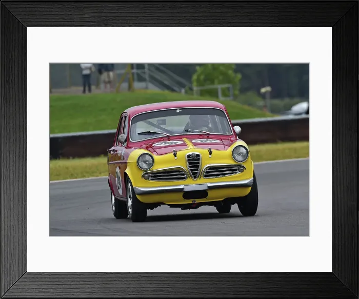 Framed Print : CM35 9691 Tom Shephard, Alfa Romeo Giulietta Ti