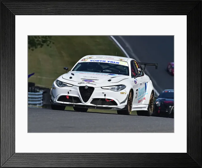 Framed Print : CM36 0806 Barry McMahon, Alfa Romeo Giulia Quadrifoglio