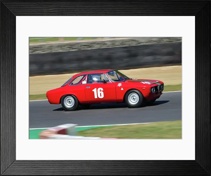 Framed Print : CJ14 5018 James Colburn, Alfa Romeo Giulia Sprint GT Framed Print : CJ14 5018 James Colburn, Alfa Romeo Giulia Sprint GT