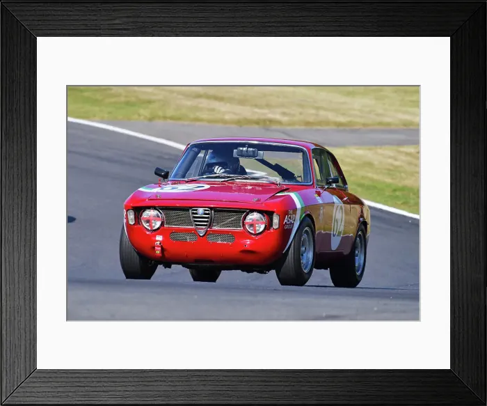 Framed Print : CJ14 5119 Alun Edwards, Alfa Romeo Giulia Sprint GT Framed Print : CJ14 5119 Alun Edwards, Alfa Romeo Giulia Sprint GT
