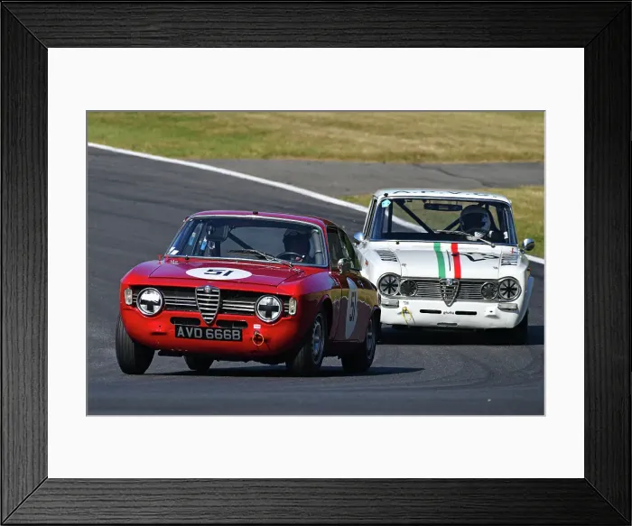 Framed Print : CJ14 5142 Tim Dutton, Alfa Romeo Giulia Sprint GT, Alexander Poulton, Myles Poulton, Alfa Romeo Giulia Ti Super Framed Print : CJ14 5142 Tim Dutton, Alfa Romeo Giulia Sprint GT, Alexander Poulton, Myles Poulton, Alfa Romeo Giulia Ti Super