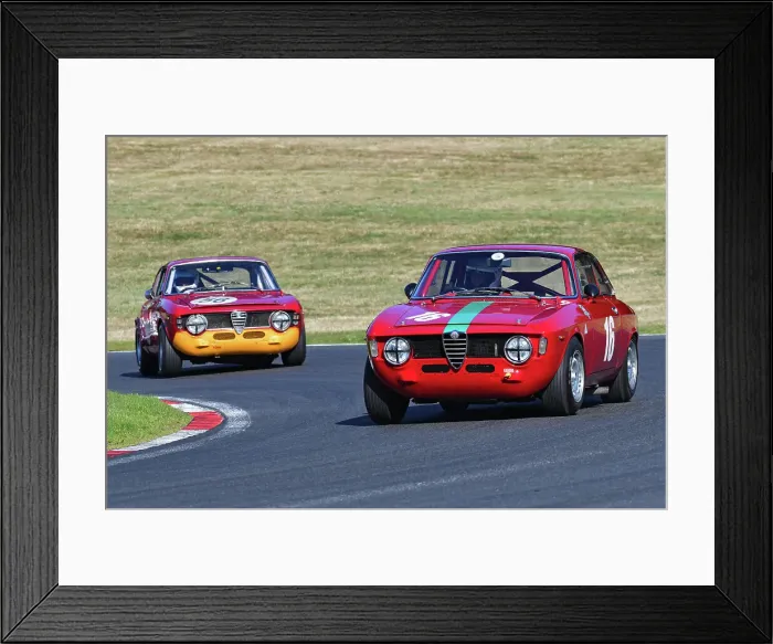 Framed Print : CJ14 5193 James Colburn, Alfa Romeo Giulia Sprint GT Framed Print : CJ14 5193 James Colburn, Alfa Romeo Giulia Sprint GT