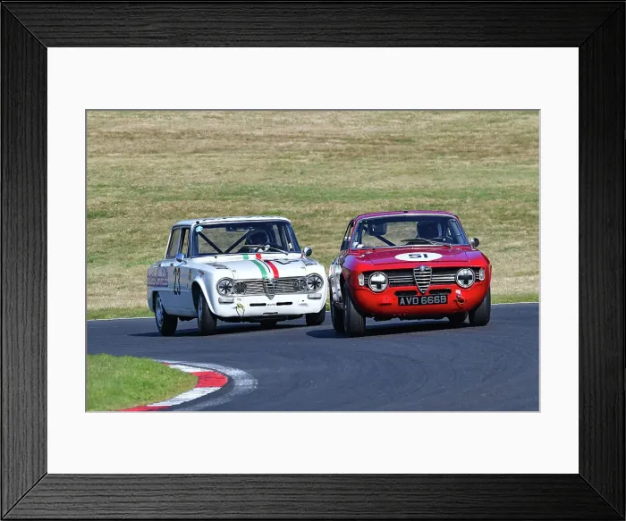 Framed Print : CJ14 5202 Tim Dutton, Alfa Romeo Giulia Sprint GT, Alexander Poulton, Myles Poulton, Alfa Romeo Giulia Ti Super Framed Print : CJ14 5202 Tim Dutton, Alfa Romeo Giulia Sprint GT, Alexander Poulton, Myles Poulton, Alfa Romeo Giulia Ti Super