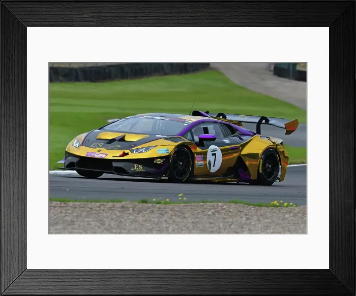 Framed Print : CJ14 4120 Jason McInulty, Lamborghini Huracan Super Trofeo EVO Framed Print : CJ14 4120 Jason McInulty, Lamborghini Huracan Super Trofeo EVO