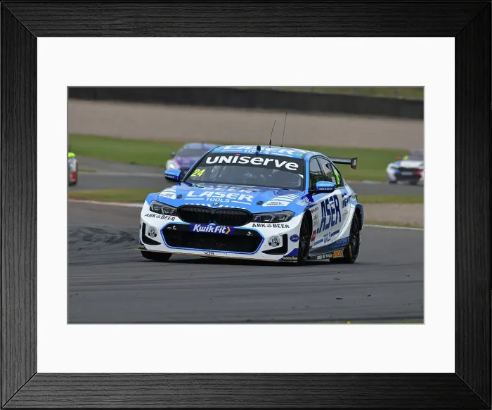 Framed Print : CJ14 6117 Jake Hill, BMW 330e M Sport, Laser Tools Racing with MB Motorsport Framed Print : CJ14 6117 Jake Hill, BMW 330e M Sport, Laser Tools Racing with MB Motorsport
