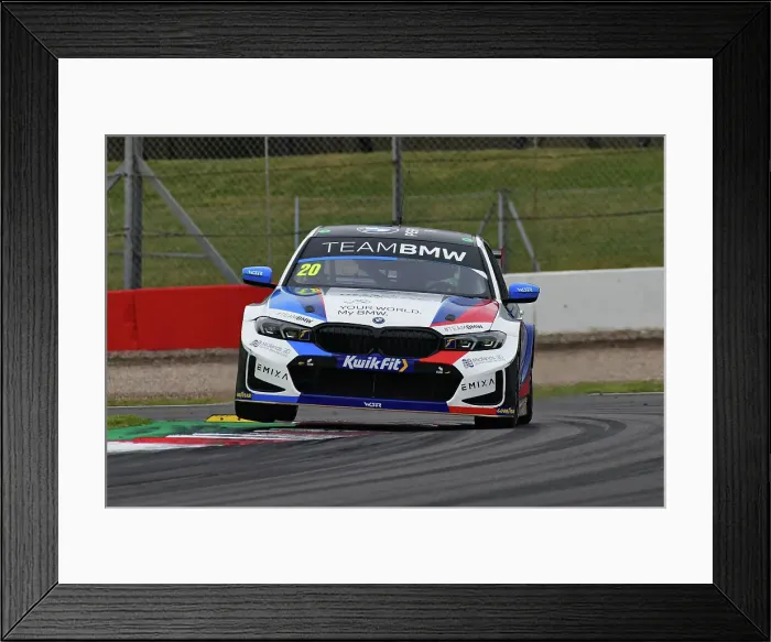 Framed Print : CJ14 6205 Colin Turkington, BMW 330e M Sport, Team BMW Framed Print : CJ14 6205 Colin Turkington, BMW 330e M Sport, Team BMW