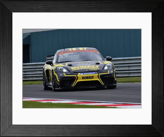 Framed Print : CJ14 6704 Thomas Bradshaw, Porsche 718 Cayman GT4 RS Clubsport, Toro Verde GT Framed Print : CJ14 6704 Thomas Bradshaw, Porsche 718 Cayman GT4 RS Clubsport, Toro Verde GT