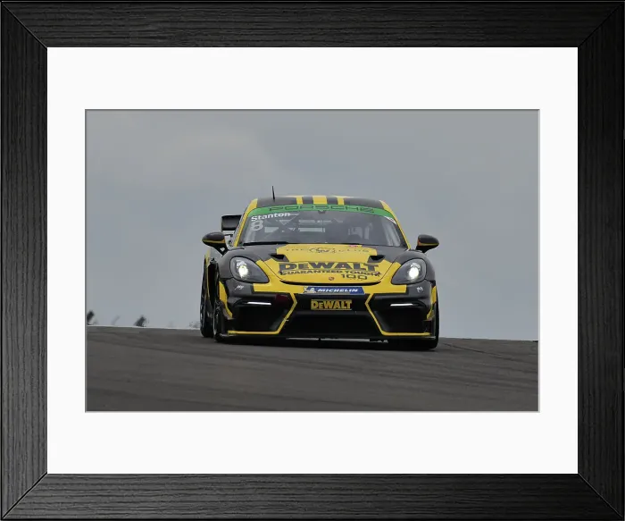 Framed Print : CJ14 6793 Edward Stanton, Porsche 718 Cayman GT4 RS Clubsport, Toro Verde GT Framed Print : CJ14 6793 Edward Stanton, Porsche 718 Cayman GT4 RS Clubsport, Toro Verde GT