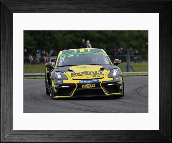 Framed Print : CJ14 6814 Edward Stanton, Porsche 718 Cayman GT4 RS Clubsport, Toro Verde GT Framed Print : CJ14 6814 Edward Stanton, Porsche 718 Cayman GT4 RS Clubsport, Toro Verde GT