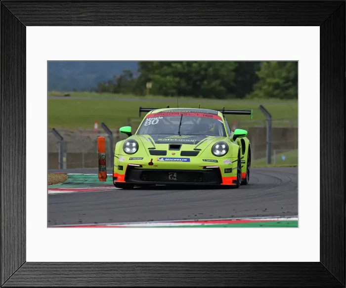Framed Print : CJ14 6985 Lee Mowle, Team Parker Racing, Porsche 911 GT3 Cup