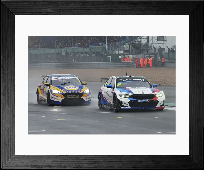 Framed Print : CJ15 0004 Colin Turkington, BMW 330e M Sport, Team BMW, Ashley Sutton, Ford Focus ST, NAPA Racing UK