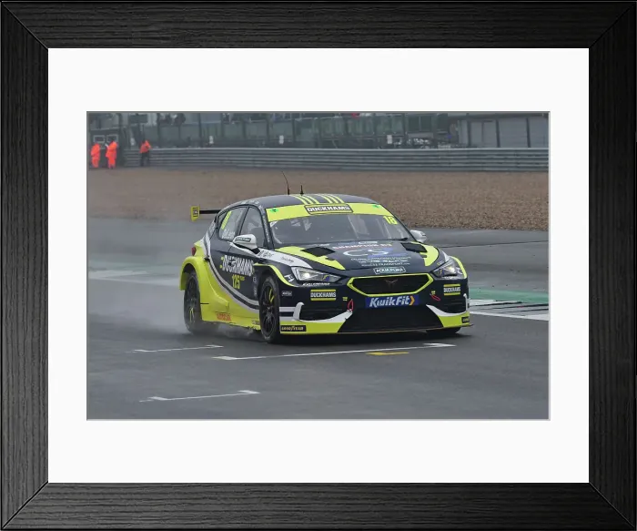 Framed Print : CJ15 0018 Daryl DeLeon, Cupra Leon, Duckhams Racing with Un-Limited Motorsport Framed Print : CJ15 0018 Daryl DeLeon, Cupra Leon, Duckhams Racing with Un-Limited Motorsport
