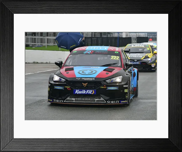 Framed Print : CJ15 0079 Chris Smiley, Cupra Leon, Restart Racing Framed Print : CJ15 0079 Chris Smiley, Cupra Leon, Restart Racing