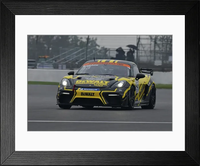Framed Print : CJ15_1051 Thomas Bradshaw, Porsche 718 Cayman GT4 RS Clubsport, Toro Verde GT.jpg Framed Print : CJ15_1051 Thomas Bradshaw, Porsche 718 Cayman GT4 RS Clubsport, Toro Verde GT.jpg