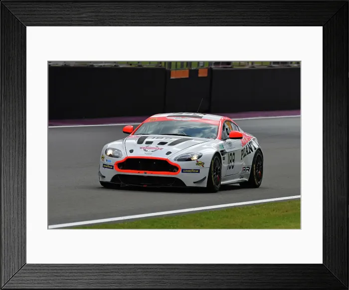 Framed Print : CJ14_5409 Martin Addison, Aston Martin Vantage GT4.jpg