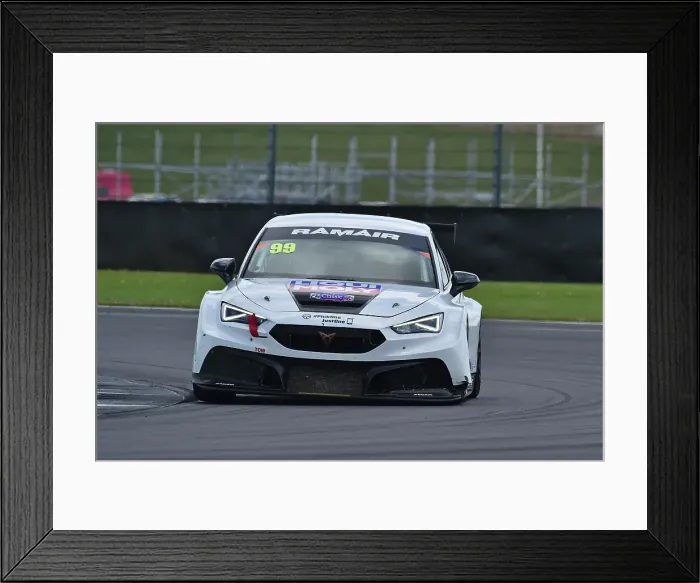 Framed Print : CM35_8843 Jamie Sturgess, Cupra Competicion.jpg Framed Print : CM35_8843 Jamie Sturgess, Cupra Competicion.jpg