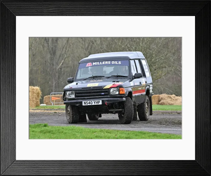 Framed Print : CZ1_2193 Reece Mathieson, Land Rover Discovery.jpg Framed Print : CZ1_2193 Reece Mathieson, Land Rover Discovery.jpg
