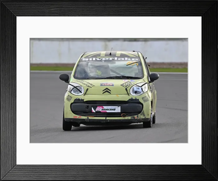 Framed Print : CZ1_0911 Carolyn Bond, Citroen C1.jpg Framed Print : CZ1_0911 Carolyn Bond, Citroen C1.jpg