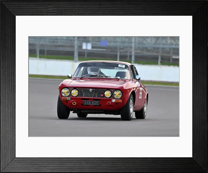 Framed Print : CZ1_1081 George Scholey, Alfa Romeo GTV 2000.jpg Framed Print : CZ1_1081 George Scholey, Alfa Romeo GTV 2000.jpg