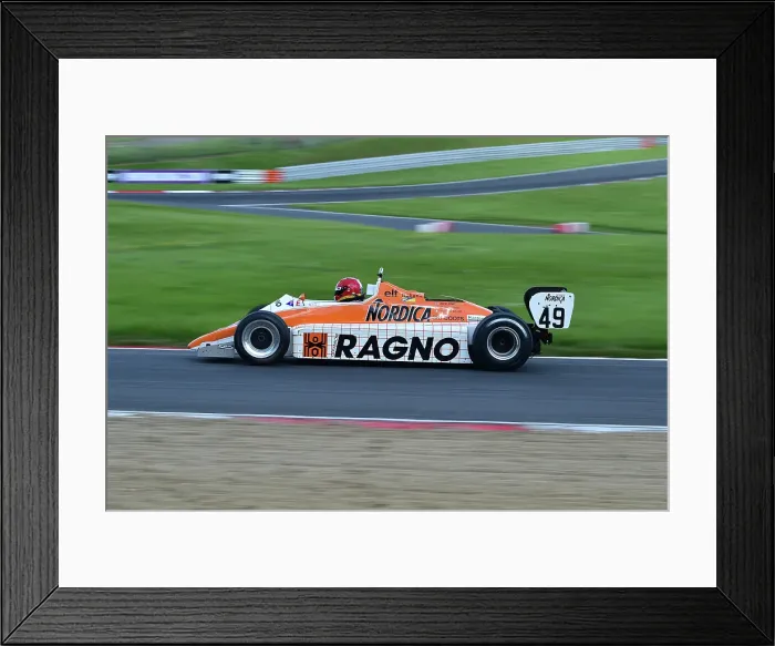 Framed Print : CM35_5805 Nick Pink, Arrows A5.jpg Framed Print : CM35_5805 Nick Pink, Arrows A5.jpg