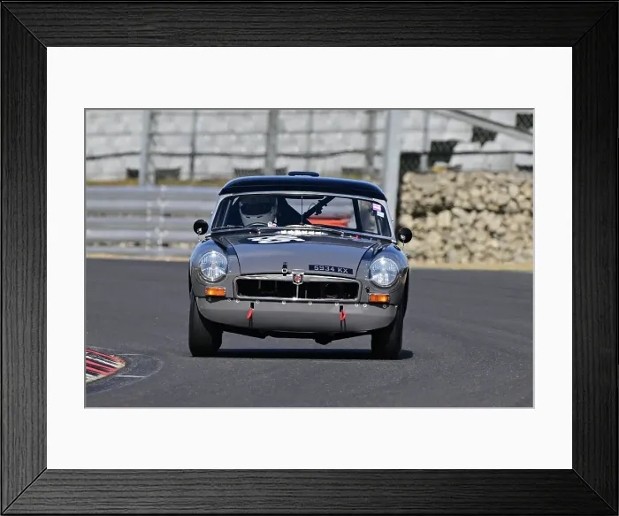 Framed Print : CZ1_2269 Ian Warhurst, MG B Roadster.jpg Framed Print : CZ1_2269 Ian Warhurst, MG B Roadster.jpg