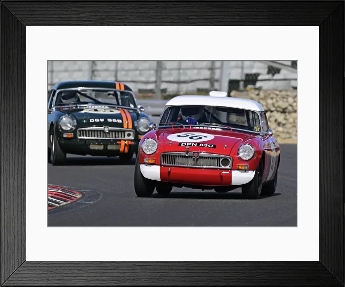 Framed Print : CZ1_2273 Simon Cripps, MG B Roadster.jpg Framed Print : CZ1_2273 Simon Cripps, MG B Roadster.jpg
