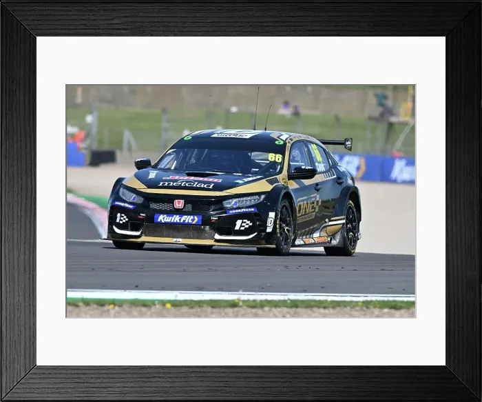 Framed Print : CZ2_1613 Josh Cook, Honda Civic Type R, One Motorsport.jpg Framed Print : CZ2_1613 Josh Cook, Honda Civic Type R, One Motorsport.jpg