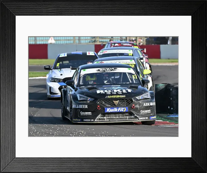 Framed Print : CZ2_3025 Dexter Patterson, Cupra Leon, ROKiT Racing with Un-Limited Motorsport.jpg Framed Print : CZ2_3025 Dexter Patterson, Cupra Leon, ROKiT Racing with Un-Limited Motorsport.jpg