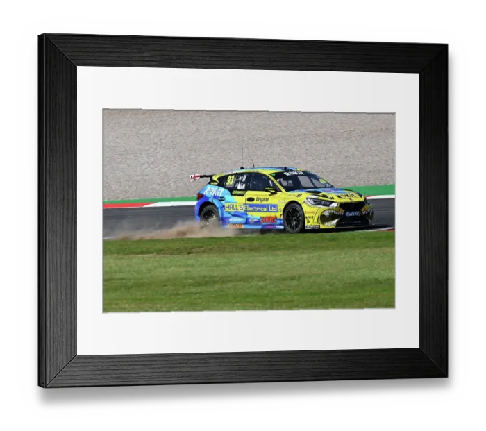 Framed Print : CZ2_2204 Max Hall, Cupra Leon, ROKiT Racing with Un-Limited.jpg Framed Print : CZ2_2204 Max Hall, Cupra Leon, ROKiT Racing with Un-Limited.jpg