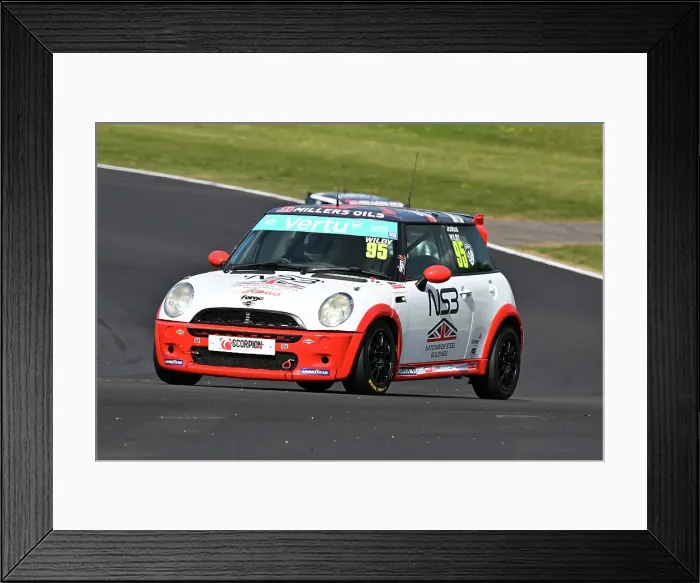 Framed Print : CZ2_4852 Joshua Wilby, Team Avago.jpg Framed Print : CZ2_4852 Joshua Wilby, Team Avago.jpg