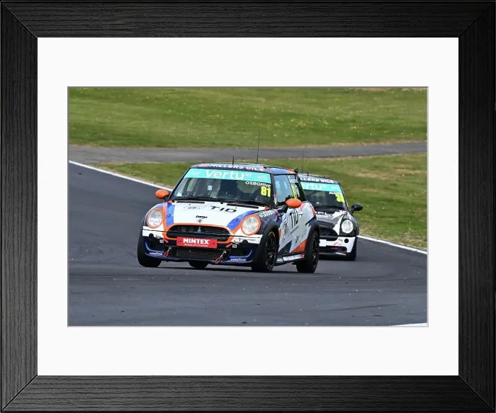 Framed Print : CZ2_4876 Luca Marinoni Osborne, Westbourne Motorsport.jpg