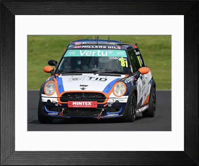 Framed Print : CZ2_5004 Luca Marinoni Osborne, Westbourne Motorsport.jpg Framed Print : CZ2_5004 Luca Marinoni Osborne, Westbourne Motorsport.jpg