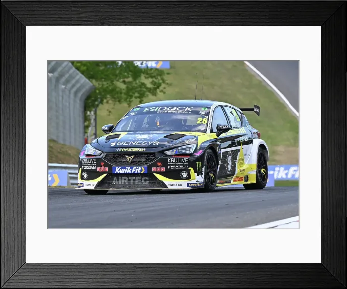Framed Print : CZ2_4710 Nicolas Hamilton, Cupra Leon, Powder Monkey Brewing Co with Esidock.jpg Framed Print : CZ2_4710 Nicolas Hamilton, Cupra Leon, Powder Monkey Brewing Co with Esidock.jpg