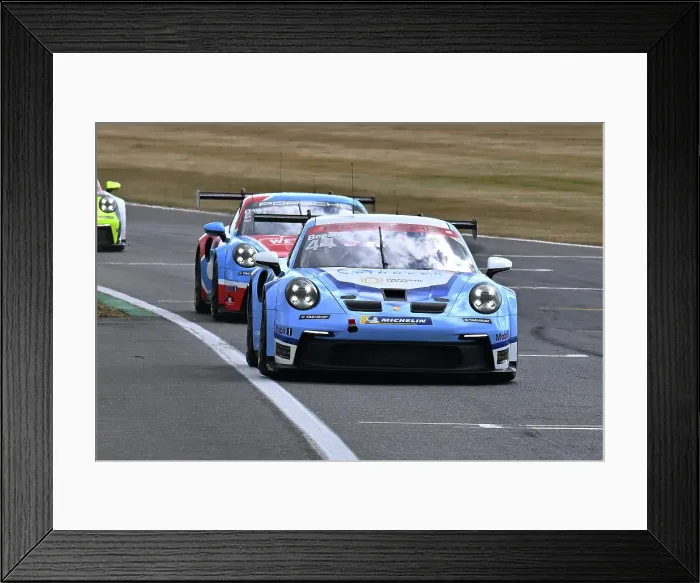 Framed Print : CZ2_5743 Jonathon Beeson, Duckhams Yuasa Racing by Graves Motorsport, Porsche 911 GT3 Cup.jpg