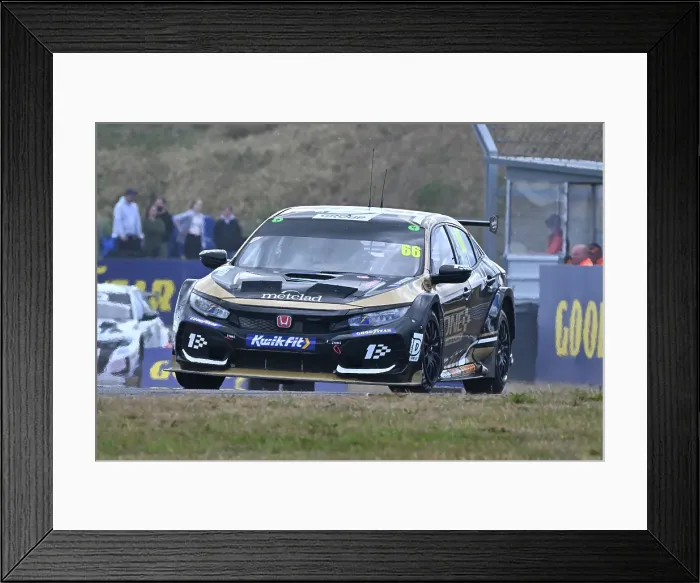 Framed Print : CZ2_6810 Josh Cook, Honda Civic Type R, One Motorsport.jpg Framed Print : CZ2_6810 Josh Cook, Honda Civic Type R, One Motorsport.jpg