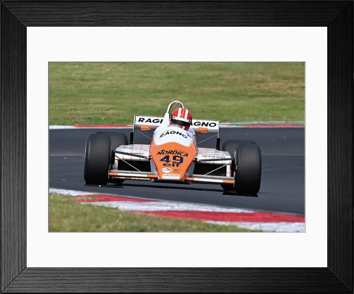 Framed Print : CZ2_7953 Nick Pink, Arrows A5.jpg