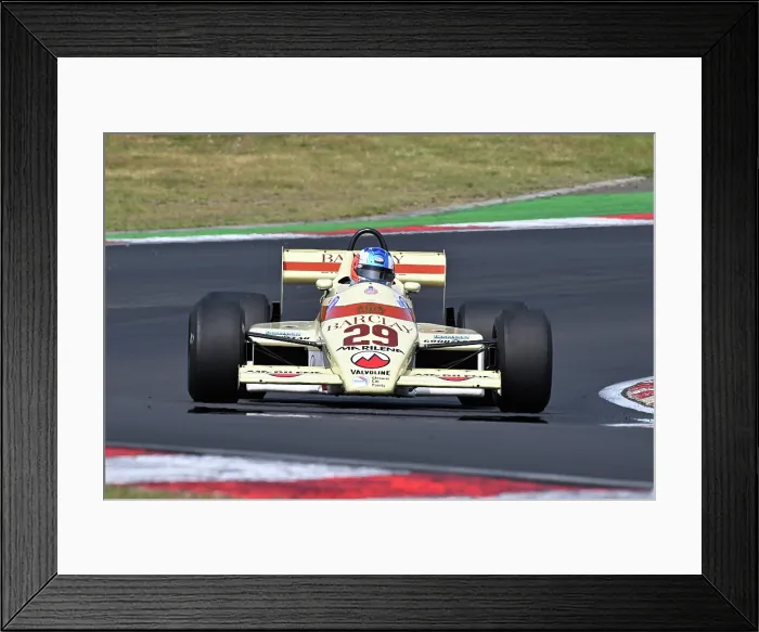 Framed Print : CZ2_7957 Valerio Leone, Arrows A6.jpg Framed Print : CZ2_7957 Valerio Leone, Arrows A6.jpg
