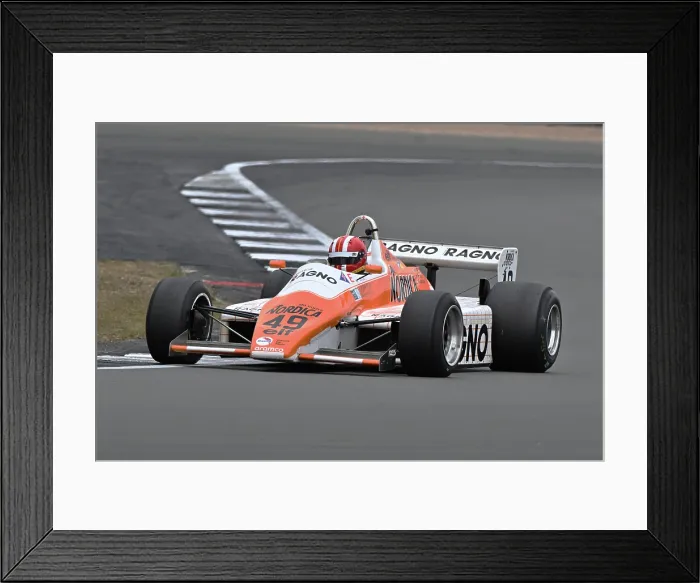 Framed Print : CZ3_6720 Nick Pink, Arrows A5.jpg Framed Print : CZ3_6720 Nick Pink, Arrows A5.jpg
