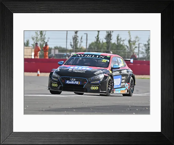 Framed Print : CZ4_9133 Chris Smiley, Hyundai i30N, Restart Racing.jpg