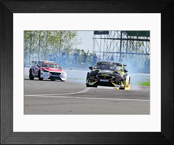 Framed Print : CZ4_9391 Nicolas Hamilton, Cupra Leon, Powder Monkey Brewing Co with Esidock.jpg Framed Print : CZ4_9391 Nicolas Hamilton, Cupra Leon, Powder Monkey Brewing Co with Esidock.jpg