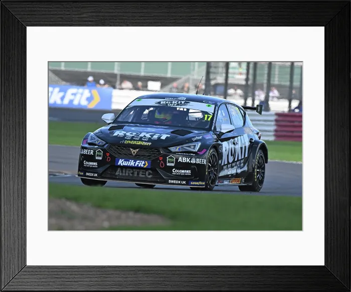 Framed Print : CZ5_0172 Dexter Patterson, Cupra Leon, ROKiT Racing with Un-Limited Motorsport.jpg