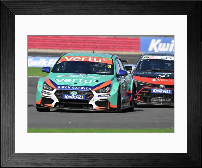 Framed Print : CZ5_0180 Tom Chilton, Hyundai i30N, Team VERTU.jpg Framed Print : CZ5_0180 Tom Chilton, Hyundai i30N, Team VERTU.jpg