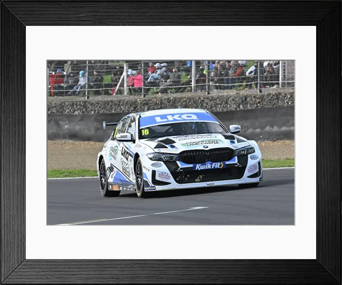 Framed Print : CZ5_1532 Aiden Moffat, BMW 330i M Sport, LKQ Euro Car Parts Racing with WSR.jpg Framed Print : CZ5_1532 Aiden Moffat, BMW 330i M Sport, LKQ Euro Car Parts Racing with WSR.jpg