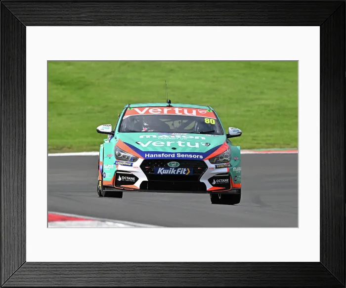Framed Print : CZ5_1748 Tom Chilton, Hyundai i30N, Team VERTU.jpg Framed Print : CZ5_1748 Tom Chilton, Hyundai i30N, Team VERTU.jpg