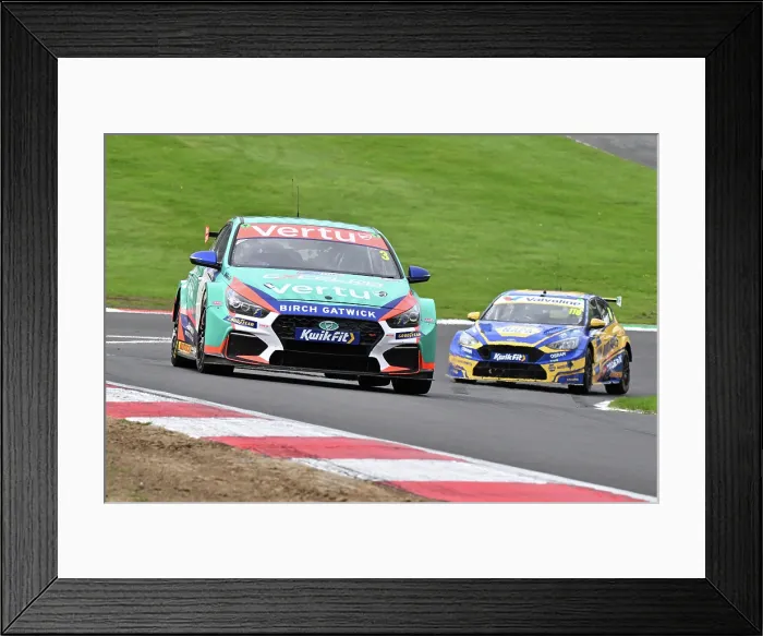 Framed Print : CZ5_1803 Tom Chilton, Hyundai i30N, Team VERTU.jpg Framed Print : CZ5_1803 Tom Chilton, Hyundai i30N, Team VERTU.jpg